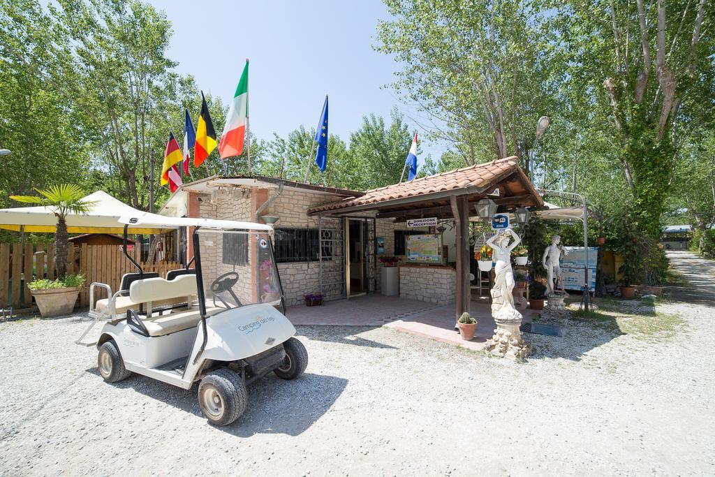 Camping Dei Tigli Torre del Lago Puccini Exterior foto